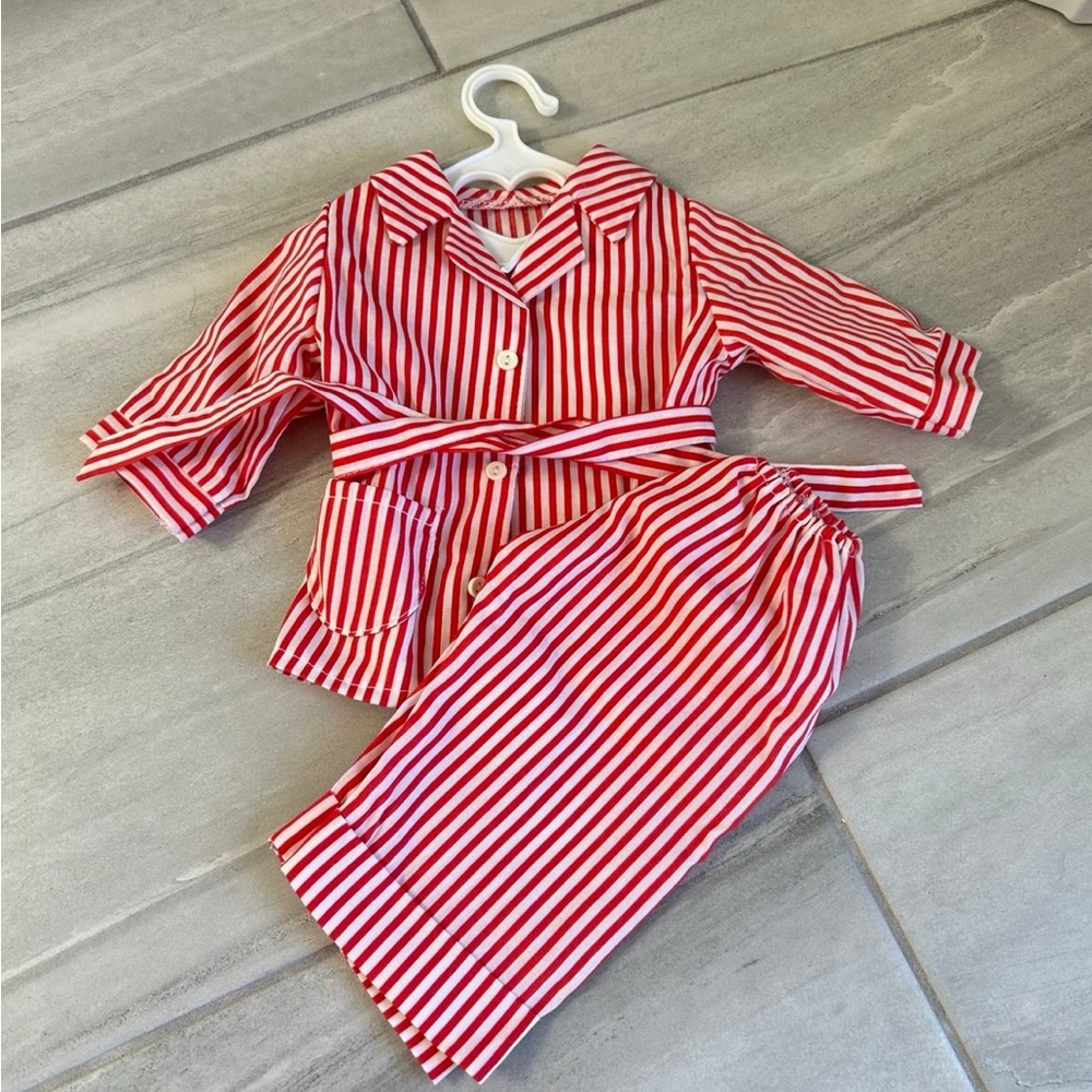 American girl Molly pajamas Pleasant Company